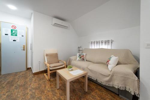 Quatre Llunes - image 7