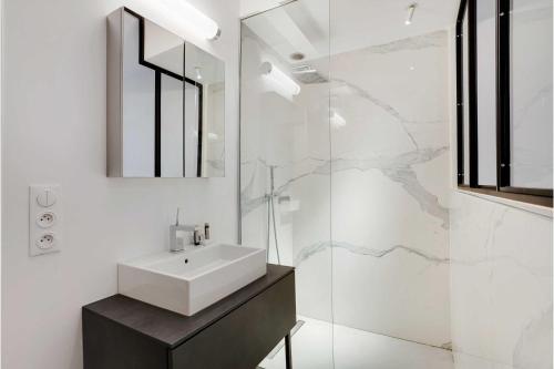 Duplex Loft Montmartre -18th - image 7