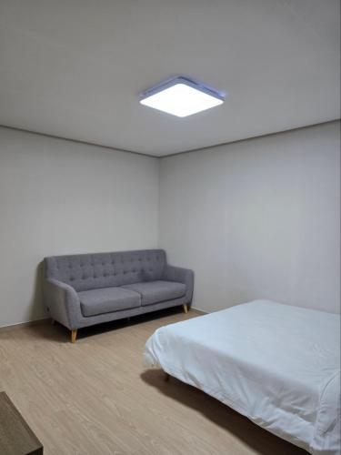 Runaway Stay Yongsan