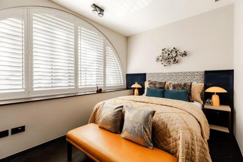 JOKER! Off Oxford St! 3Bed 3Bath LuXXe Hideaway for Stylish Families and Couples, London (photo 4)