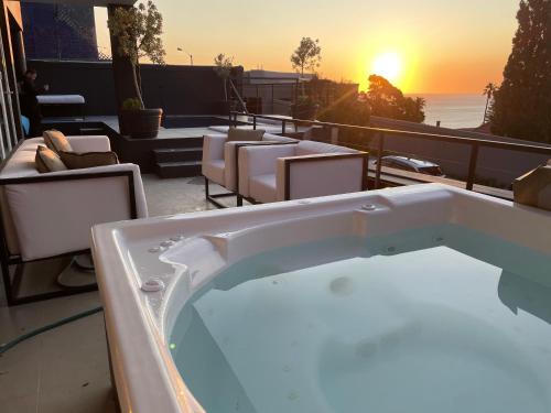 Cape20 - Luxury Villa Stay near Clifton Beaches
