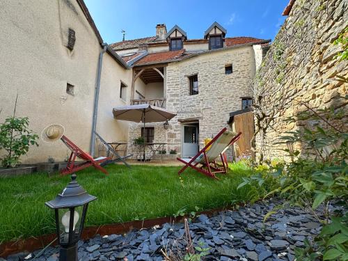 Сад, Gite, chambre d hôte L échoppe est belle (Gite, chambre d hote L echoppe est belle) in Pouilly-en-Auxois