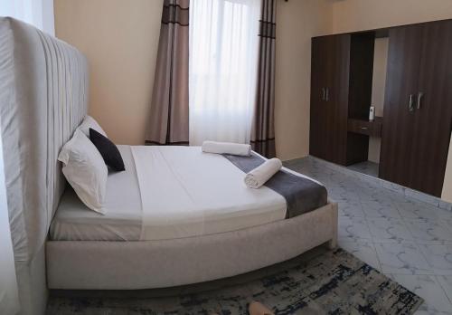 Apo seaview Shanzu Opposite Prideinn paradise in Mombasa