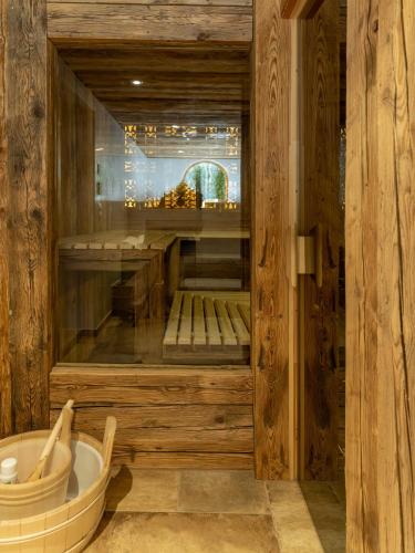 Szauna, Modernes Chalet mit Sauna, Whirlpool und Bergblick in St. Stephan