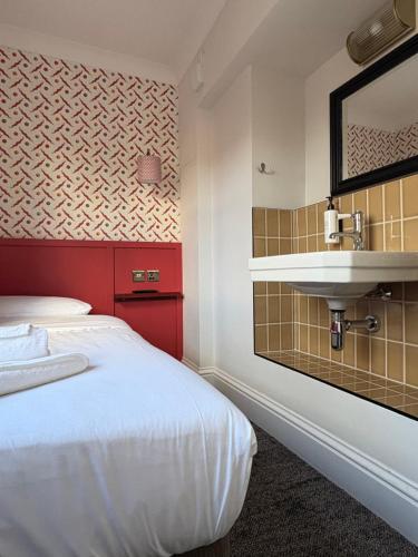 St. David's Hotels Paddington - image 12
