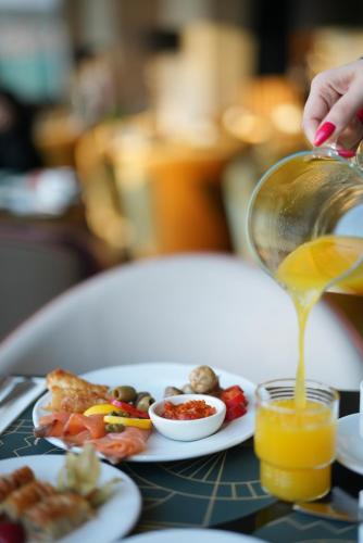 Sofia Hotel Balkan a Luxury Collection Hotel Sofia - image 4