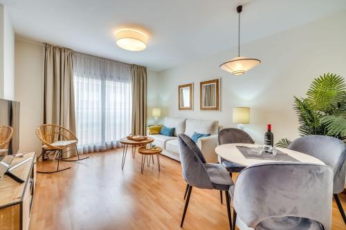 Modern & Cozy Stay Near Málaga Old Town, Málaga
