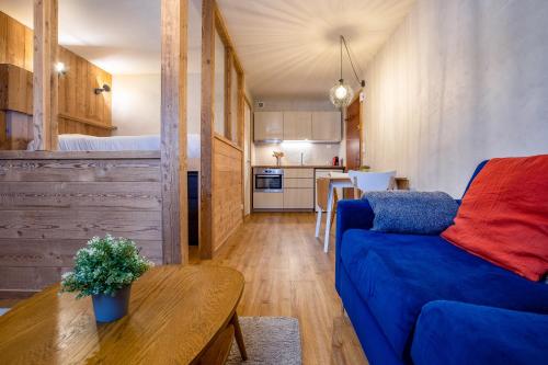 Le Cry - Cosy studio 2pax - Free Parking - 5mn City Center in เลอ ครี