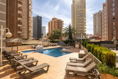 สระว่ายน้ำ, San Diego Apartments By Mc in เบนิดอร์ม (คอสตา บลังกา)