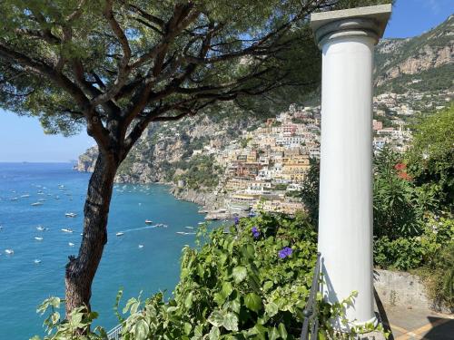 Villa with Sea View image 10