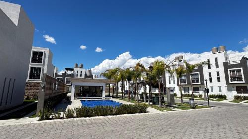 Casa con alberca, jardín, fogata, cerca de ValQuirico, VW Finsa – khách sạn tại San Francisco Ocotlán