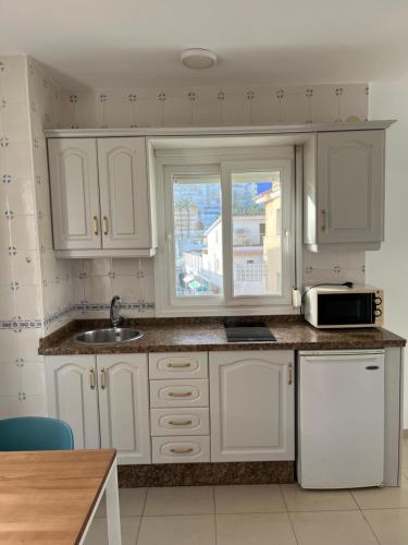 Apartamentos La Proa