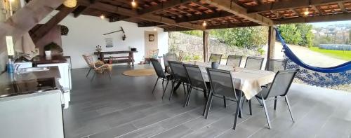 ระเบียง/ชานเรือน, Casa da Aldeia in ปาโกส เด เฟเรร่า