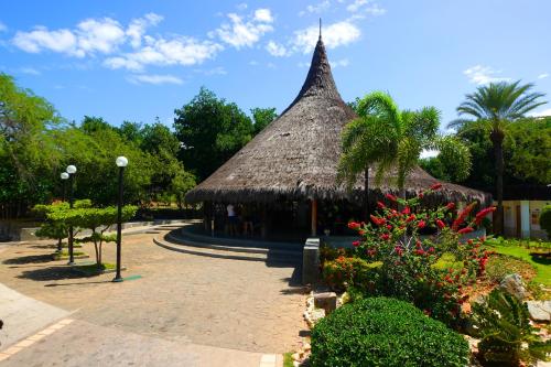 Lobby, Sunsol Ecoland in Pedro Gonzalez