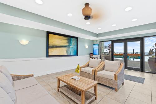 Origin at Seahaven Beach Resort by Panhandle Getaways - 로비