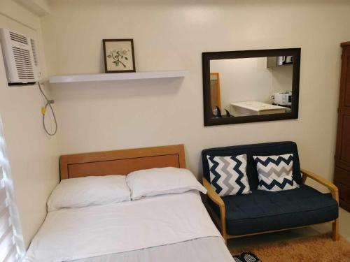 Studio 7 Condominium, Manila (photo 10)