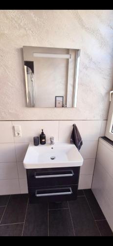 浴室, Apartment Neckarglück (Apartment Neckargluck) in 埃丁根-內卡勞森