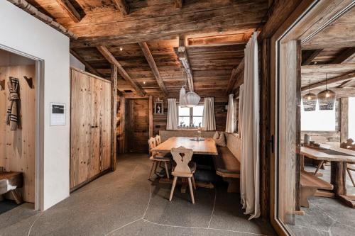 La Mendola Alm-Chalet in Kavareno