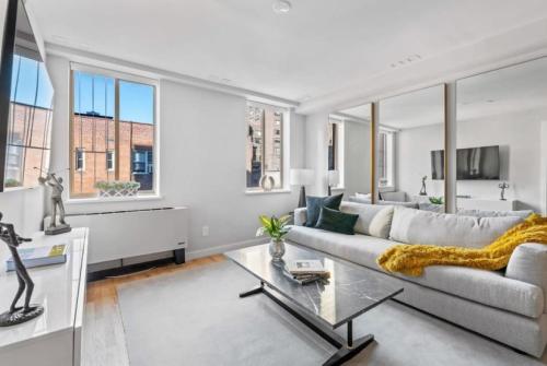 3BR Penthouse with Massive Private Rooftop, New York (photo 7)