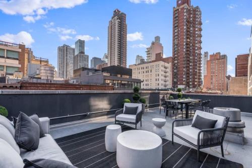 3BR Penthouse Suite with Massive Private Rooftop, New York
