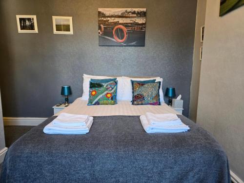 Standard Double Room image 3