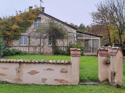 Large nature lodge in Montazeau