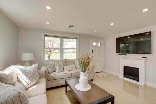 Tranquil Abington Retreat with Patio and Yard! thumb 3