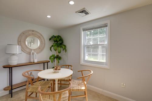 Tranquil Abington Retreat with Patio and Yard! in 威洛格魯夫 (PA)