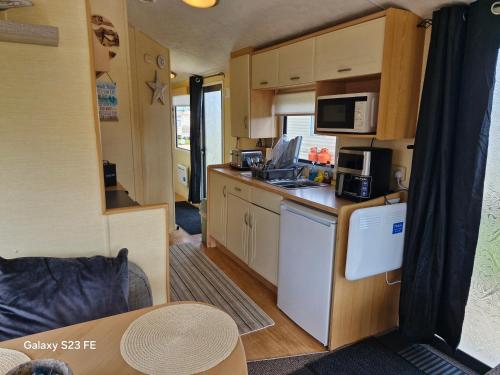 3-Bed Caravan - Sleeps 8 - Pool Onsite - PetsOK, Skegness (fotografie 10)