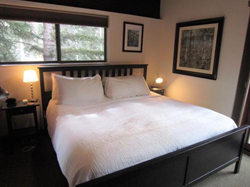Three-Bedroom Townhouse
