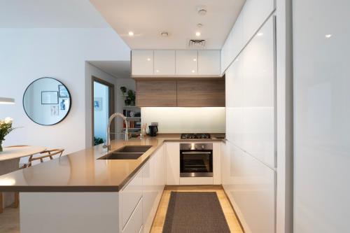 New luxury 1 bedroom apt with Marina Promenade view, Dubai (Foto 10)