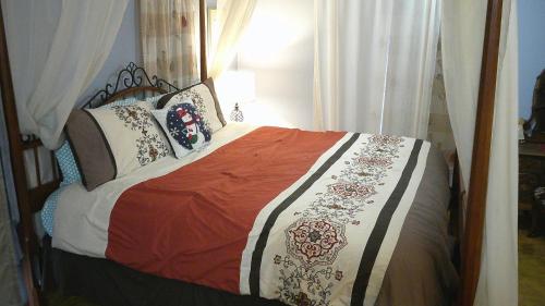 Lil Black Bear Inn - image 6