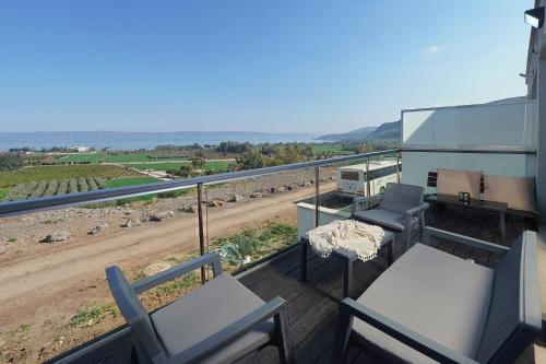 Levication Villa - Private Pool - Lakefront Migdal, Migdal (fotografie 6)