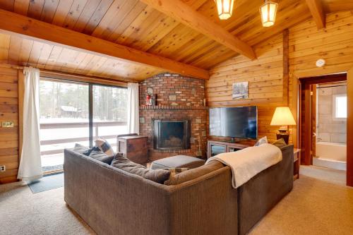 Hike and Ski Cabin with Fireplace in Franconia! Hike and Ski Cabin with Fireplace in Franconia!