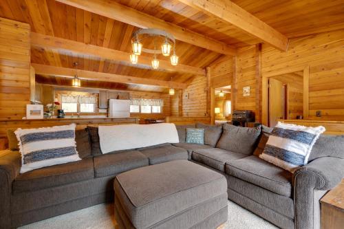 Hike and Ski Cabin with Fireplace in Franconia! Hike and Ski Cabin with Fireplace in Franconia!