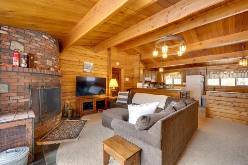 Hike and Ski Cabin with Fireplace in Franconia! Hike and Ski Cabin with Fireplace in Franconia!