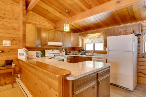 Hike and Ski Cabin with Fireplace in Franconia! Hike and Ski Cabin with Fireplace in Franconia!