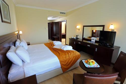 Suite, junior, balcón