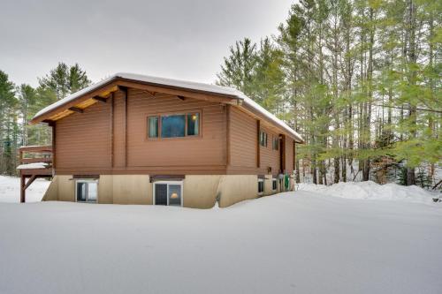 Hike and Ski Cabin with Fireplace in Franconia! Hike and Ski Cabin with Fireplace in Franconia!