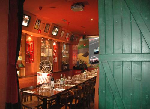 Ресторант, Terminus Orleans Hotel in 14th - Tour Montparnasse