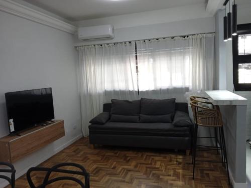 One-Bedroom Apartment image 8