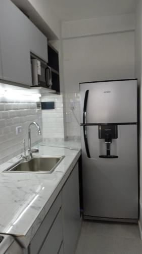 One-Bedroom Apartment image 6