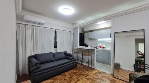 One-Bedroom Apartment image 4
