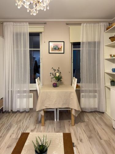 Stylish 2-Room Apt Near Kadriorg, Tallinn (photo 5)