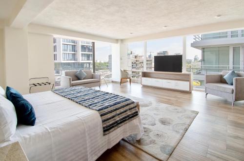 Exterior view of Hotel Velvet Plaza