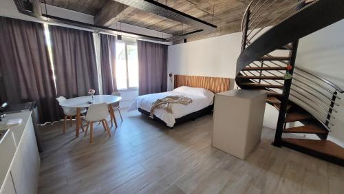 La Belle San Isidro Lofts - Martinez