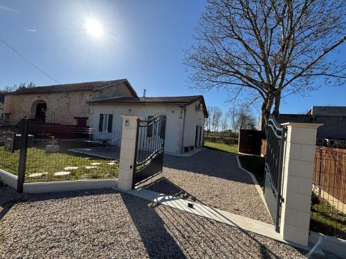 Maison au calme à Pessac Sur Dordogne gîte à louer Principauté des Asturies