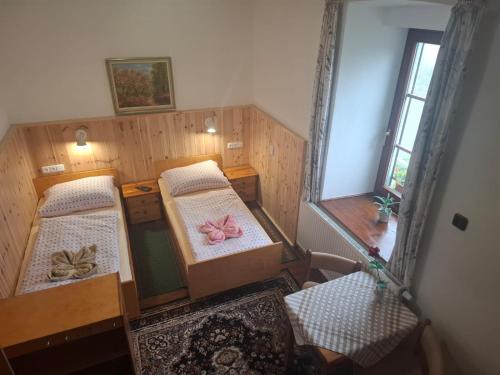 1 double bed