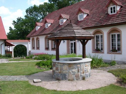 Čapkův statek obrázok