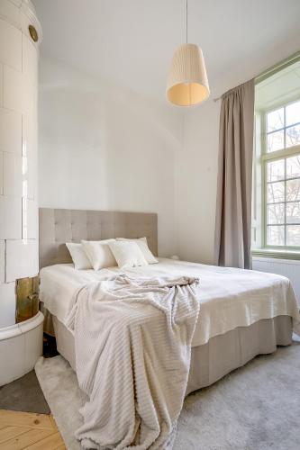 3BR Central- Royal Castle & Old Town at Your Door!, Stockholm (Foto 3)